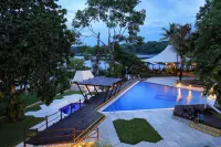 Villa Maya - Pools