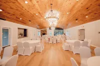 Tremont Lodge & Resort - breakfast