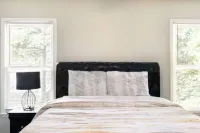 Gorgeous 2 Bed and 2.5 Bath Home Hotels in Fayetteville