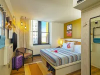 モクシー フェニックス ダウンタウン