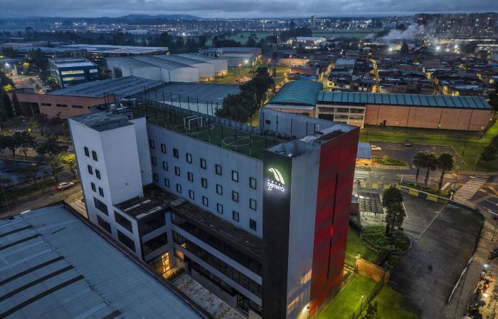 Hotel Distrito ZF