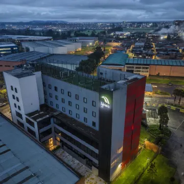 Hotel Distrito ZF Hoteles cerca de Fontibón
