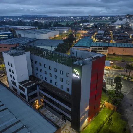 Hotel Distrito ZF Отели рядом с достопримечательностью «Энгавита»