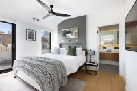 Barangaroo Park Apartments by Urban Rest Hotels in Millers Point