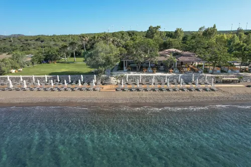 Dirik Surf & Beach Club Hotel Datça فنادق في Emecik Mahallesi