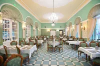 Hotel Eger & Park Hôtels à : Szarvasko