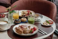 Hotel T - breakfast