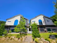 Poam Mountain Pool Villa Pension Hoteles en Mungyeong