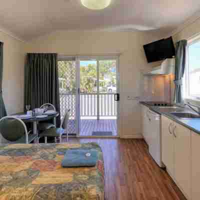 Gday Parks Emerald Rooms