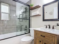 Charming 2-bedroom bungalow with AC, WiFi in peaceful Ormond By The Sea