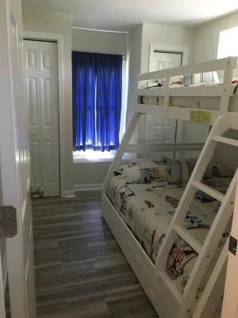 Captain Jack's 3BR/3BA 50 ft From Beach Sleeps 9