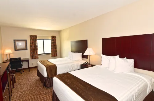 Cobblestone Inn & Suites - Clarion