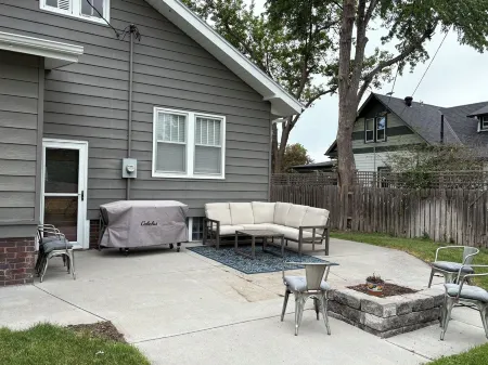 Charming 4-bedroom house in Kearney. Отели рядом с достопримечательностью «Парк Харви»