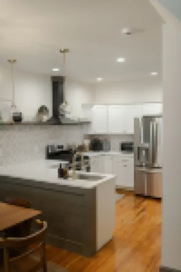 Quaint Townhome on Queen