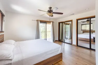 CHEERFUL HOUSE WITH RIVER AND MOUNTAIN VIEWS! NEW
