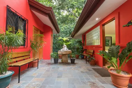 Ocean view Villa close to the MA Ntl. Park & beach Отели рядом с достопримечательностью «Manuel Antonio»