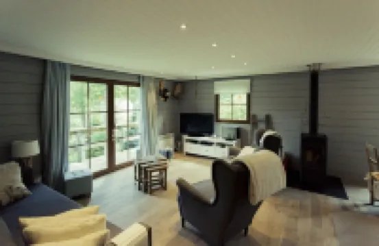 Scandinavian chalet in lush greenery and forest ... Hotels in Bullingen