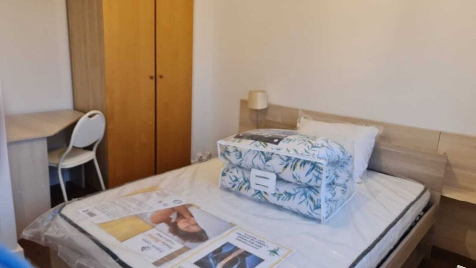 Superbe Maison 8 Pièces Rénovée Sur103,20m2 à 3 min à Pied du Parc du Héron