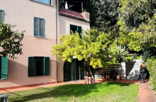 Private house with garden 100 meters from the sea - CITRA code 008065-LT-0050