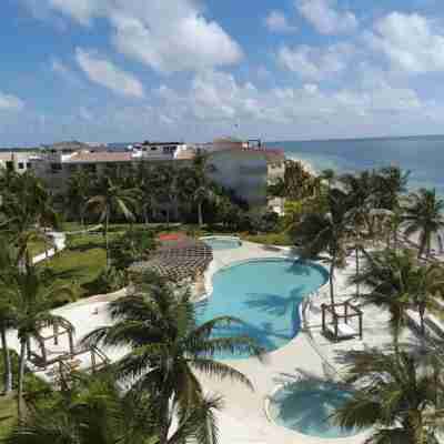 Beautiful private apartment with sea view 15 minutes from the airport Fitness & Recreational Facilities
