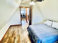 The Getaway - Wi-Fi - Pet Friendly  - New Deck Hotels in Menifee County