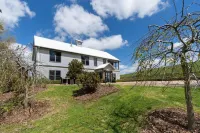 Chateau Wollemi, Essington, Oberon NSW