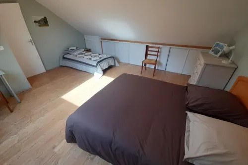 Quiet gite with garden 300 m from Le Guichet rer station
