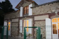 In a green setting, enjoy the calm spending a successful holiday!