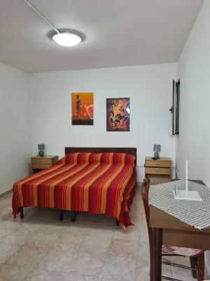 Room with private bathroom 200mt from the sea Hotel in zona Lido Punta della Suina