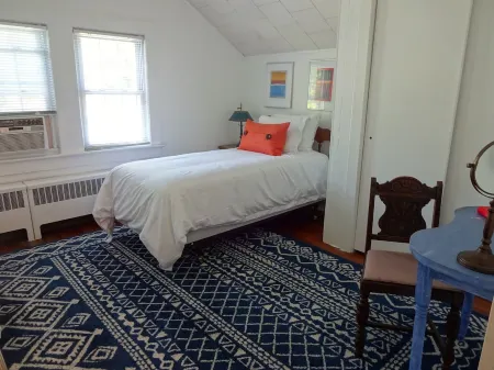 Modern Manor on Maple