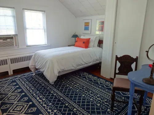 Modern Manor on Maple Hotels in Callicoon