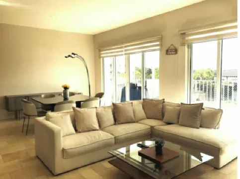 Spacious 3 Bedroom apartment in Puntarena Buenaventura Hôtels à : 