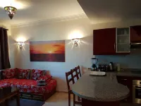 Miraflores Borj Complex, AmiKa Suite