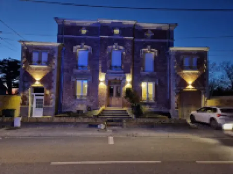 villa with swimming pool and sauna for up to 20 people