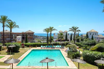 Exclusive 2BD Apartment Heated Pool Flamingos Golf