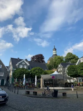 1 Bedroom Apartment in Solingen