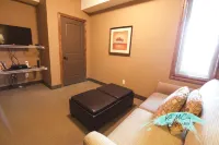 Beautifully appointed 4 bedroom condo in Radium, BC