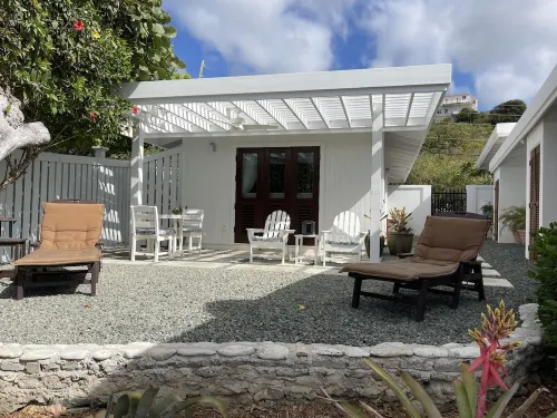 St.Croix, USVI- Cane Bay Beach -direct waterfront Cottage!