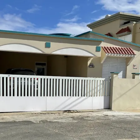 Oceanfront 3 Bdrm House on Surf Beach near Rincon with Private Beach Access