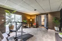 Gates Dr-Stylish and Spacious House Near Mayo in Rochester Best Neighborhood