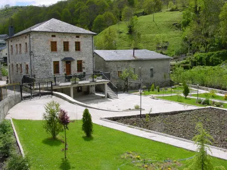 RURAL HOUSE CASADAPONTE