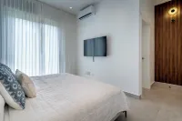 Elegant Seaside Villa Steps to Beach & Golf Course Hotels in La Cana