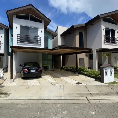Modern Pura Vida Luxury - One finest homes, private pool. Upscale gated safe