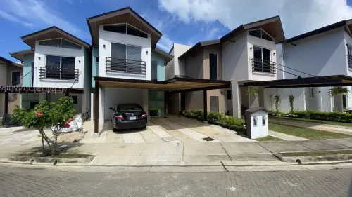 Modern Pura Vida Luxury - One finest homes, private pool. Upscale gated safe