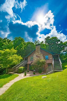 Swiss Mountain Village فنادق في Watauga