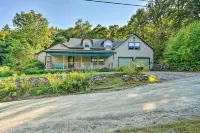 Londonderry Retreat ~ 3 Mi to Lowell Lake! - Homestays