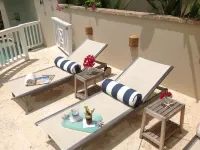 Honeymoon/Romantic Private Suite with Ocean View & Pool; Over 150 5 Star Reviews