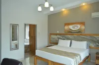 Shalom House Hotels in 