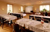 Hotel Beausite Hotels in Unterseen