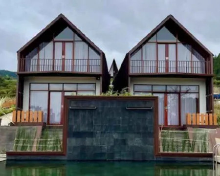 Vany Villa Balige Hotels in Balige